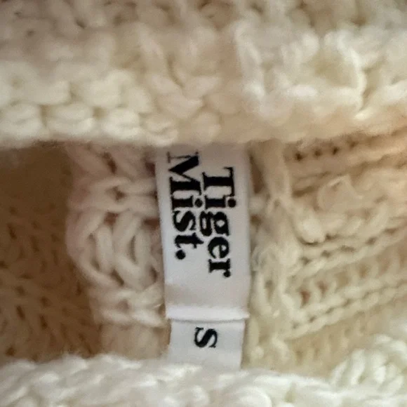 Tiger Mist Cream Turtleneck Sweater - Picture 2 of 3